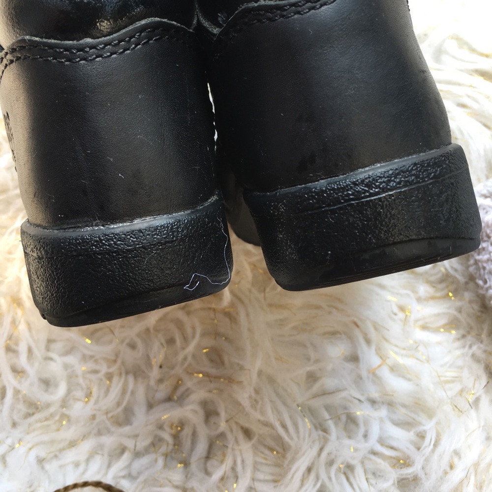 Kid Timberlands - Picture 4 of 4